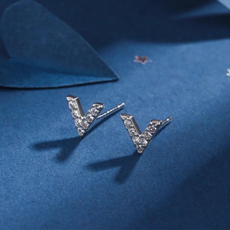 

LATS Sweet Cool Detachable V-shaped Stud Earrings for Women V Full of Rhinestone Earring Fashion Zircon Accessories Party Gifts