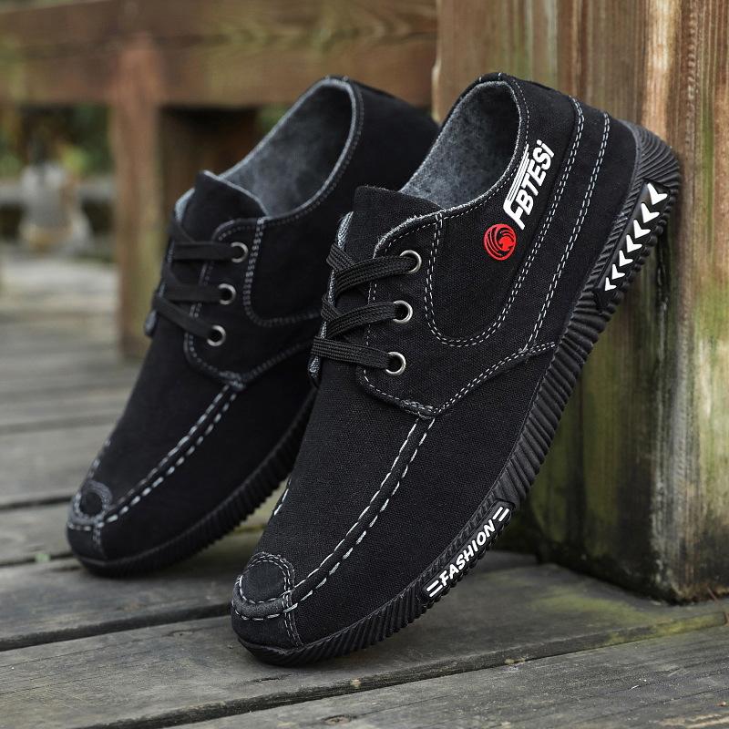 

2025 новые летние дышащие парусиновые туфли мужские корейские версии трендовые универсальные туфли для серфинга повседневная рабочая обувь старые пекинские тканевые туфли 39