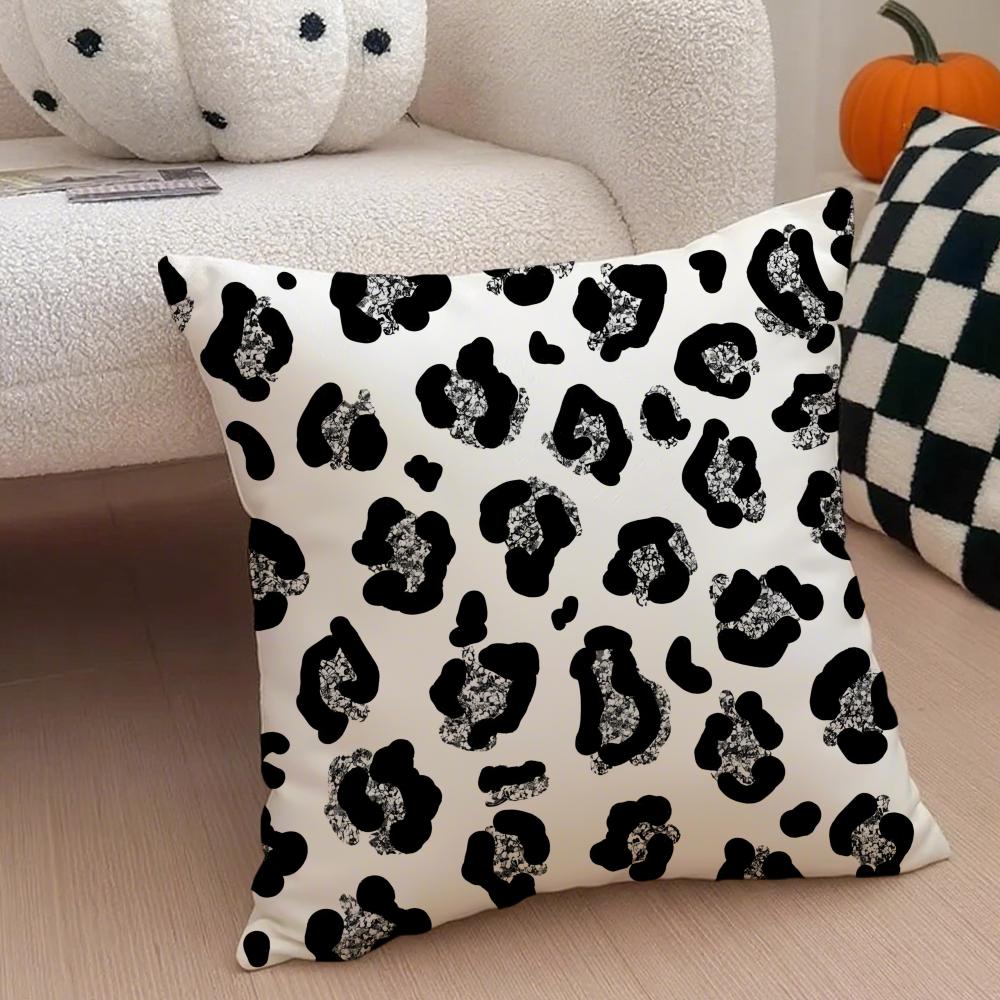 KKitty leopard print snowflakes Cushion Cover Throw Pillow Cover Hidden Button Durable Polyester Chair Cushion