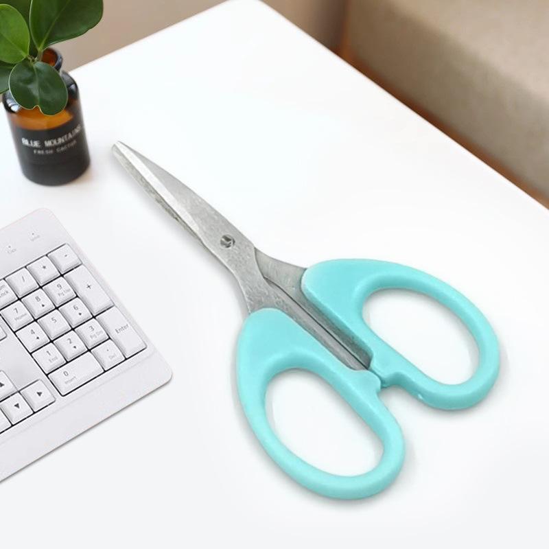 Ciseaux Multi-usages Bleus en Acier Inoxydable pour Bureau et Maison. Couteau à papier découpé fait main pour étudiant. Petites Ciseaux Sécurisés pour Enfants.