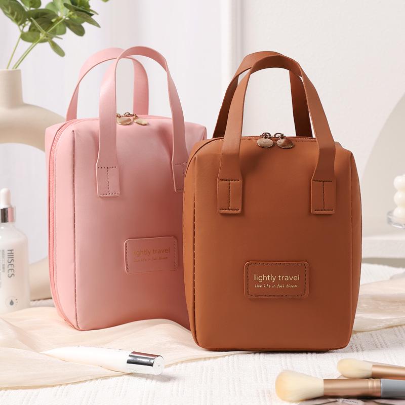 Shell Handbag: Large, Waterproof, Portable Makeup Storage for Influencers