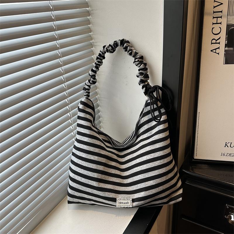 High Appearance Level, Individualistic Office Worker, Commuting Tote Bag, Large Capacity, Single Shoulder Bag