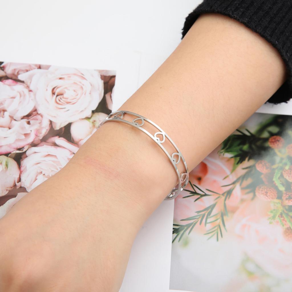 Women's Heart Cut 8mm Wide Open Heart Hollow Out Bangle Bohemian Beaded Bracelet