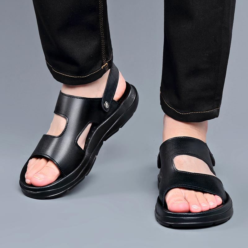 Casual Business Men's Summer Shoes Classic and Comfortable Retro Style Beach Walking On the Streets Black and White Sandals