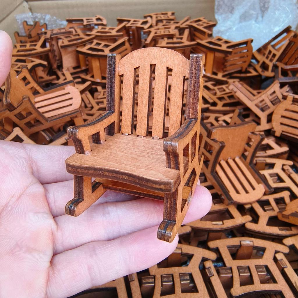 Handgefertigtes Miniatur-Holzfrosch-Schaukelstuhl-Ornament - DIY Dekorationszubehör