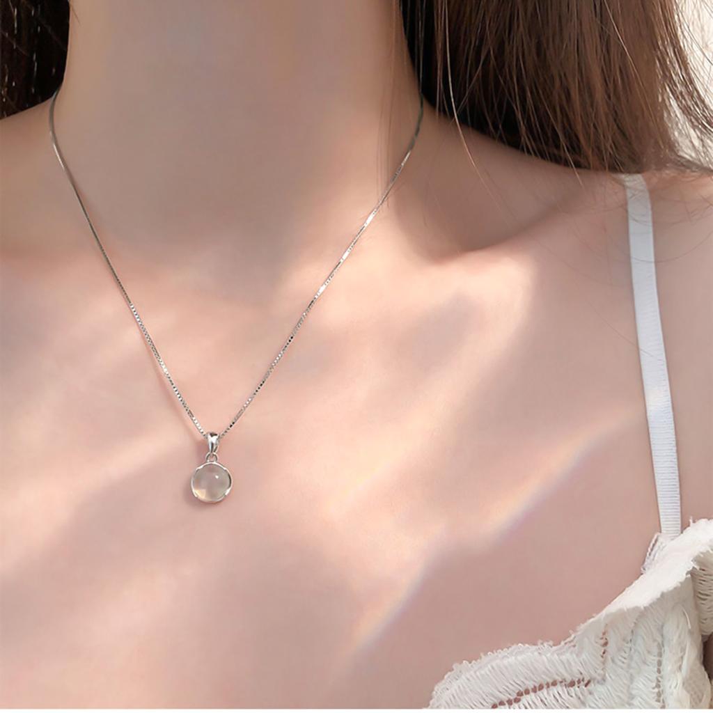 Fairy Women Clavicle Chain Elegant White Chalcedony Pendant Necklace for Teen Girls Women Daily Outfits