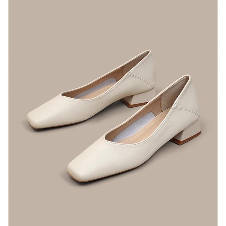 Off-white Leather V-mouth Thick Heel Commuter Single Shoes Women's Soft Sole Soft Leather Versatile Comfortable Square Head Low Heel Milk Work Shoes