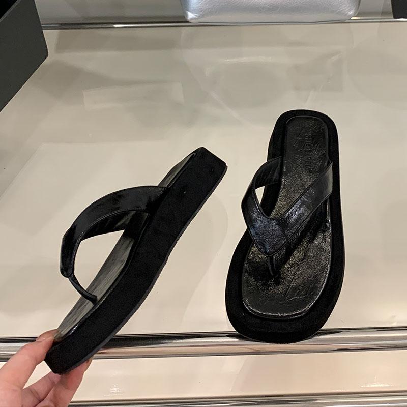 Fashion New Fashion Thick Soled Women Slides Slippers Spring Summer Beach Female Flip flops Sandals Square Toe Ladies Slippers Shoes