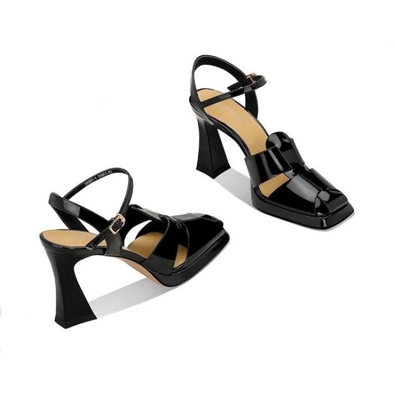 Fashion 2024 Summer New Style One line with Hollow out Baotou Roman Sandals French Retro Waterproof Platform Thick Heel High Heels