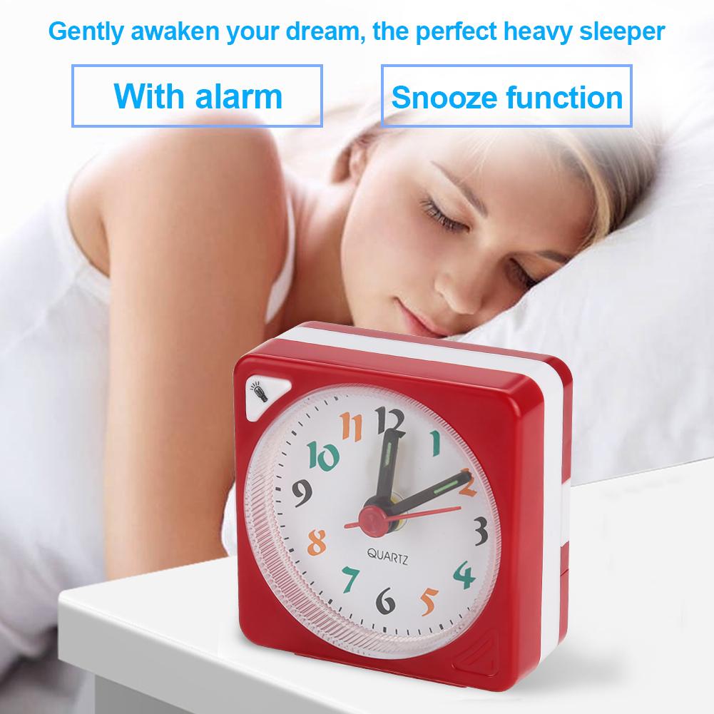 

Mini Travel Table Alarm Clock Quartz LED Light with Snooze Function Battery Operated красный