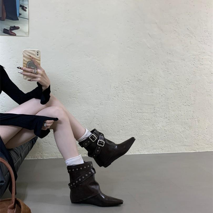 Women's shoes 2025 new American Spice Girl riveted trouser legs heightened pointed short boots women's autumn and winter new western cowboy boots