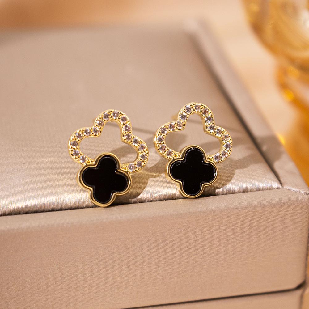 Elegant Black Diamond Silver Needle Earrings: High-End, Fashionable, Versatile Luxury