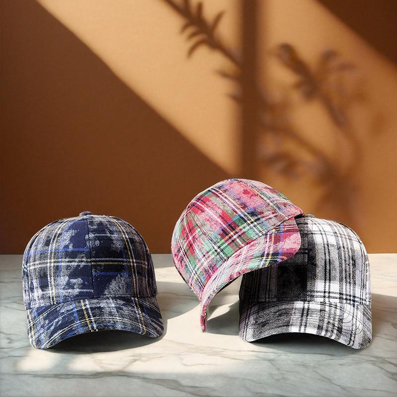 Autumn and Winter Hard Top Plaid Retro Baseball Cap Women's Street Classic Old Face Small Sunshade Cap Trend