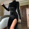 2023Damen solides Samt-Langarm-Midikleid, seitlicher Schlitz, figurbetont, sexy Streetwear, Party, elegant, Club, Stehkragen, langer Samtrock, schmales, gerüschtes Schlitzkleid