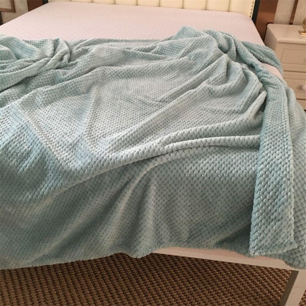 Double Sided Throw Blanket Skin-Friendly Conditioning Quilt New Plush Striped Blankets