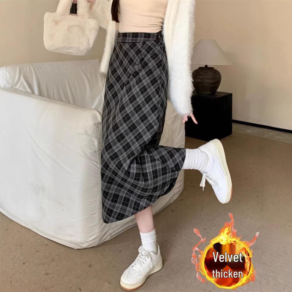 Retro Plaid Maillard Women's Slimming Velvet A-Line Skirt - Elegant Autumn/Winter Bodycon Style