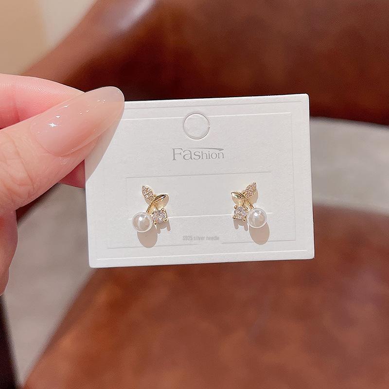 S925 Silver Micro-Inlaid Zircon Leaf & Mini Pearl Korean Earrings