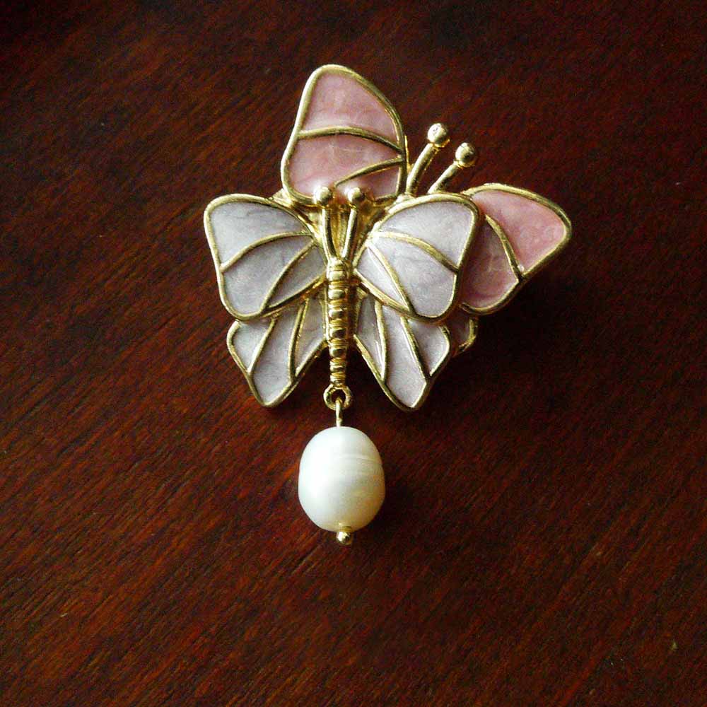 Vintage Pink Purple Glaze Butterfly Flower Pearl Brooch Earring Set Engraved Flower Brooch Pins Jewelry