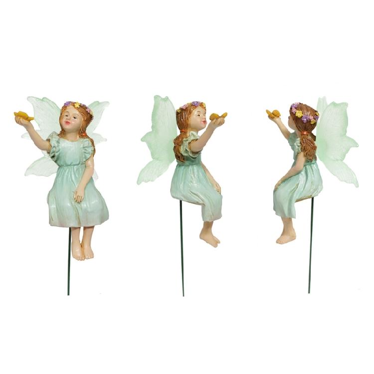 Garden Figure Decors for Delicate Charm Decorations Garden Statues