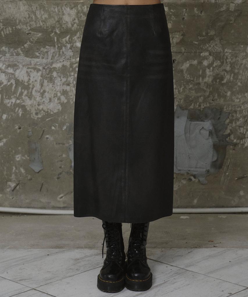 Er Er Vintage Wash Leather Long Skirt Black