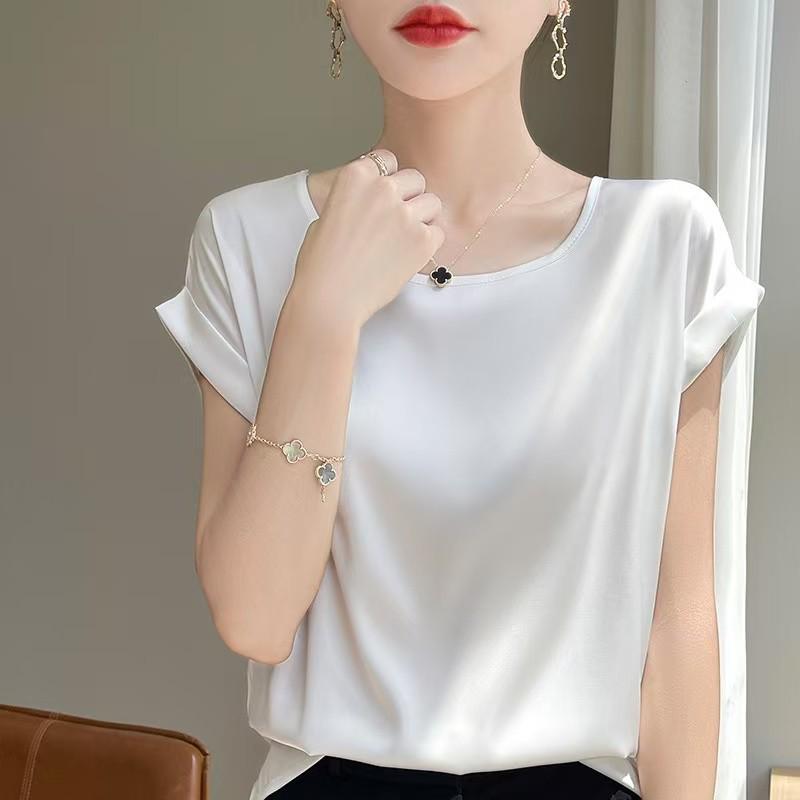 Damen Kurzarm-T-Shirt aus Seidensatin, Rundhalsausschnitt, Unifarben, Lockere Passform, Vielseitig, Schlankmachendes Drapier-Design