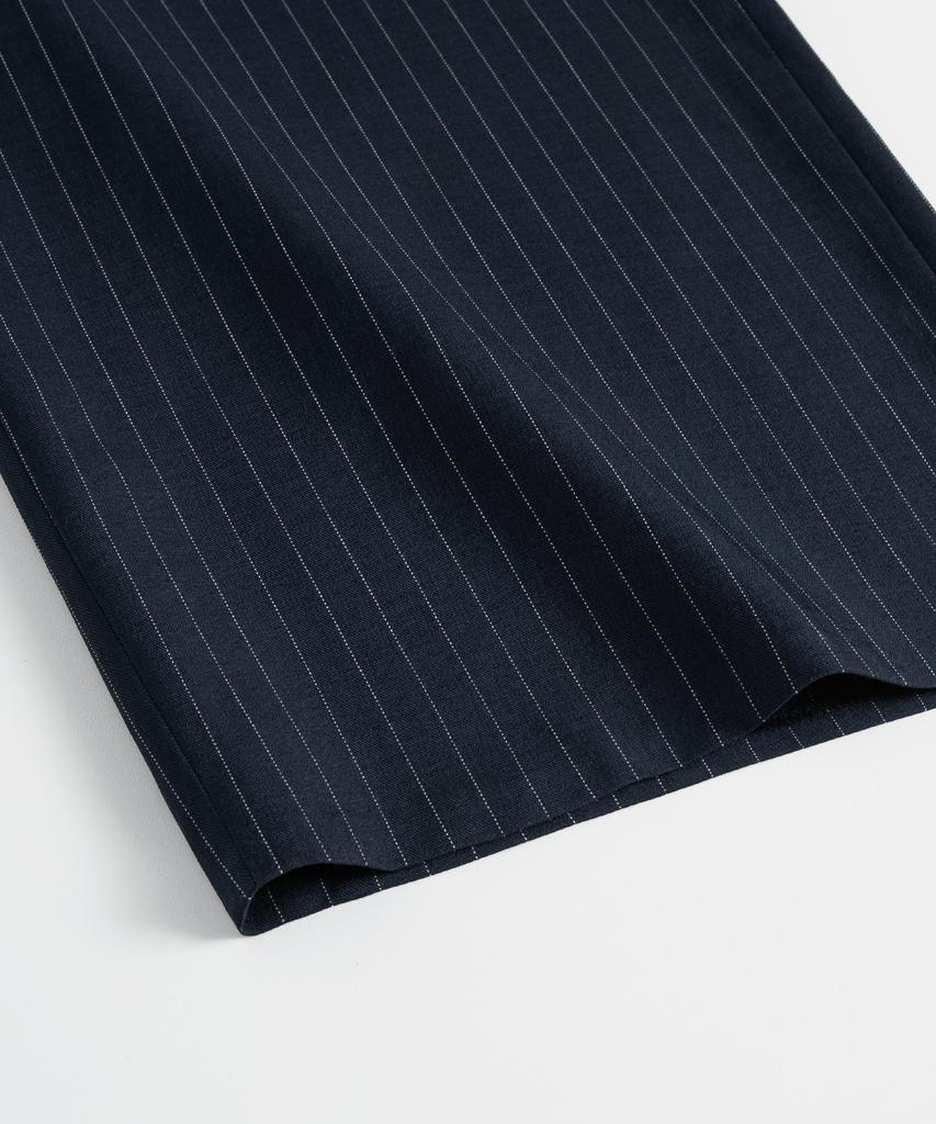 BRENSON Fluid Stripe Single-Pleat Slacks (Navy)