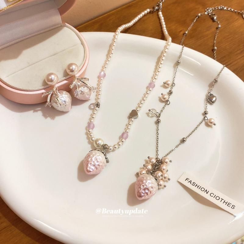 Super fairy pink strawberry pearl necklace earrings sweet and elegant temperament jewelry set light luxury high-end jewelry women
