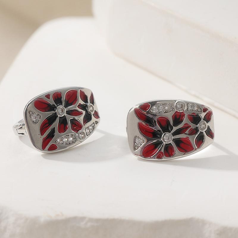 Earrings Japanese fresh European and American sweet wind earrings