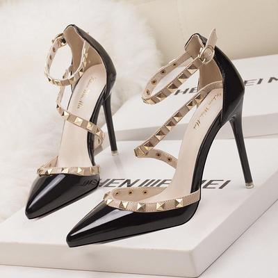 Women 'S Shoes  Pumps Simple Sexy Nightclubs With Thin 10cm Heel High Heel Shallow Pointed Head Rivet Hollow Word Belt