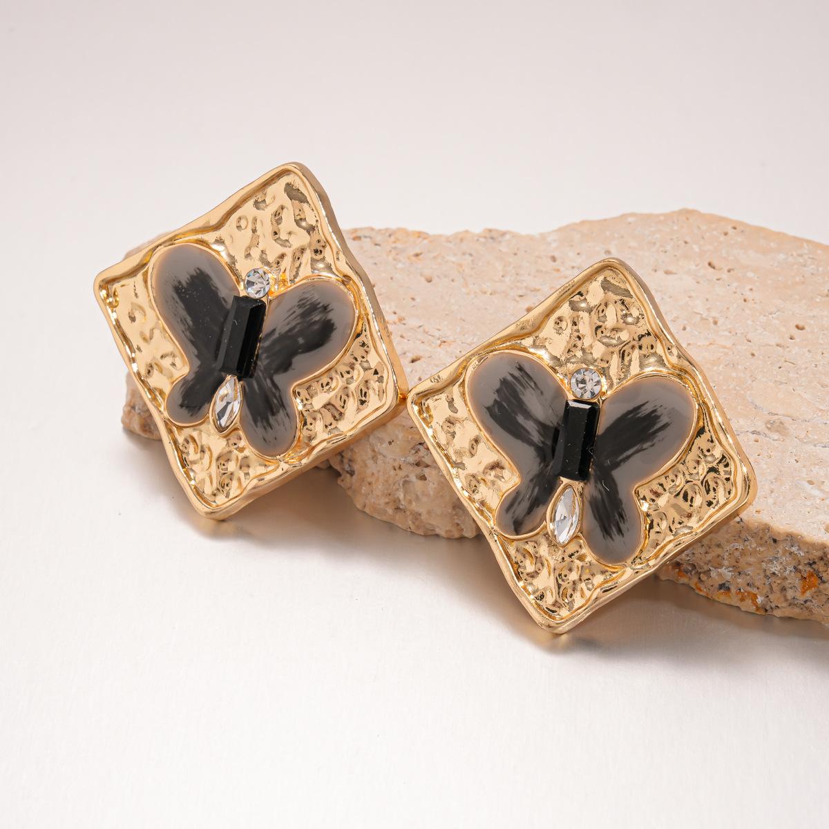 

Модные серьги-подвески для женщин чёрный