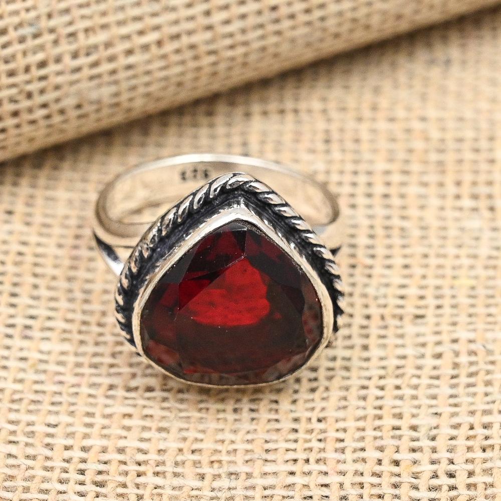 Red Garnet Gemstone Handmade 925 Solid Sterling Silver Jewelry Pretty Ring For Women