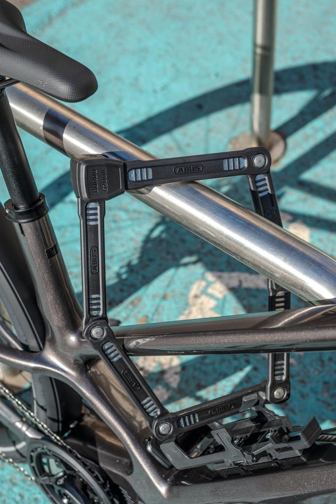ABUS Bordo 6200K 90 SH Faltschloss Flexibles Fahrradschloss mit Halter Drehbarer Schlosskörper Sicher durch Gehärteten Stahl und XPlus Zylinder Schwarz - -