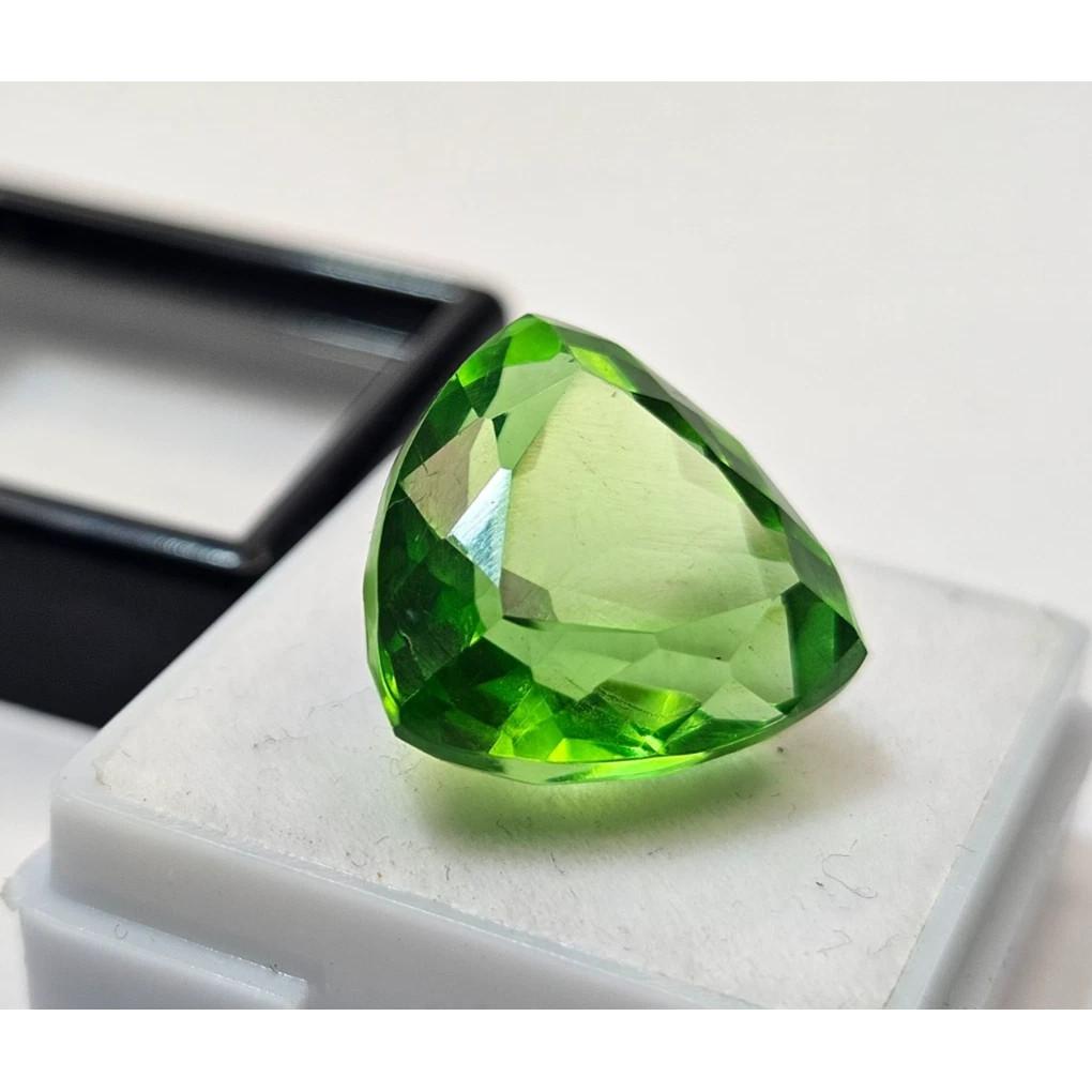 Natural Peridot Green Trillion Cut 15-16 Ct Beautiful Certified Loose Gemstone
