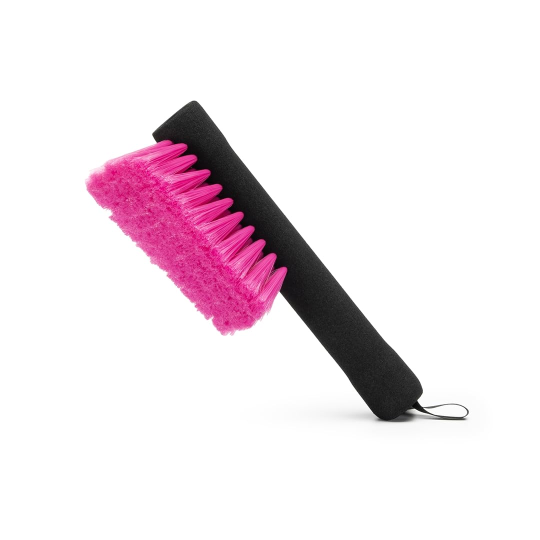 

Премиальная щетка для колес CA009 от DAD Premium Car Care для мойки автомобиля D.A.D GARSON. кисть. розовый