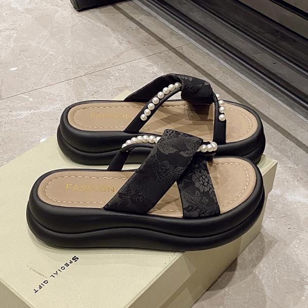 Fashion Shoes Woman 2025 Slippers For Swimming Pool String Bead Pantofle Platform Beach Summer New Slides House Slippers Platform Beach