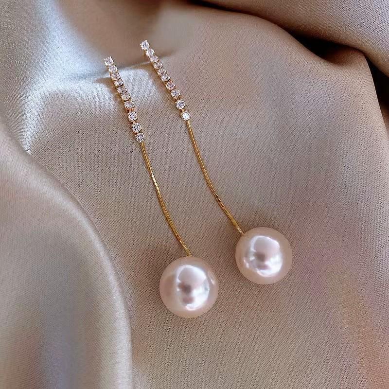 Women's High-end Long Earrings