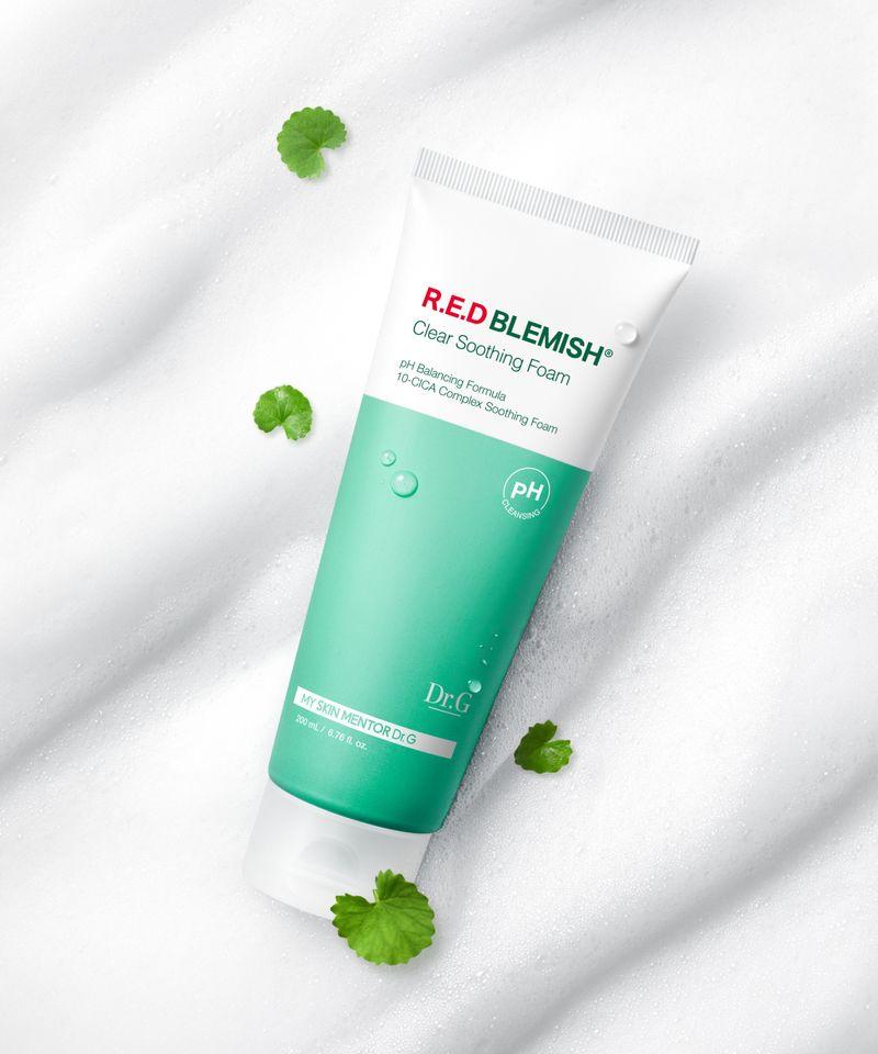Mildly Acidic Red Blemish Clear Soothing Foam 200mL Large Size