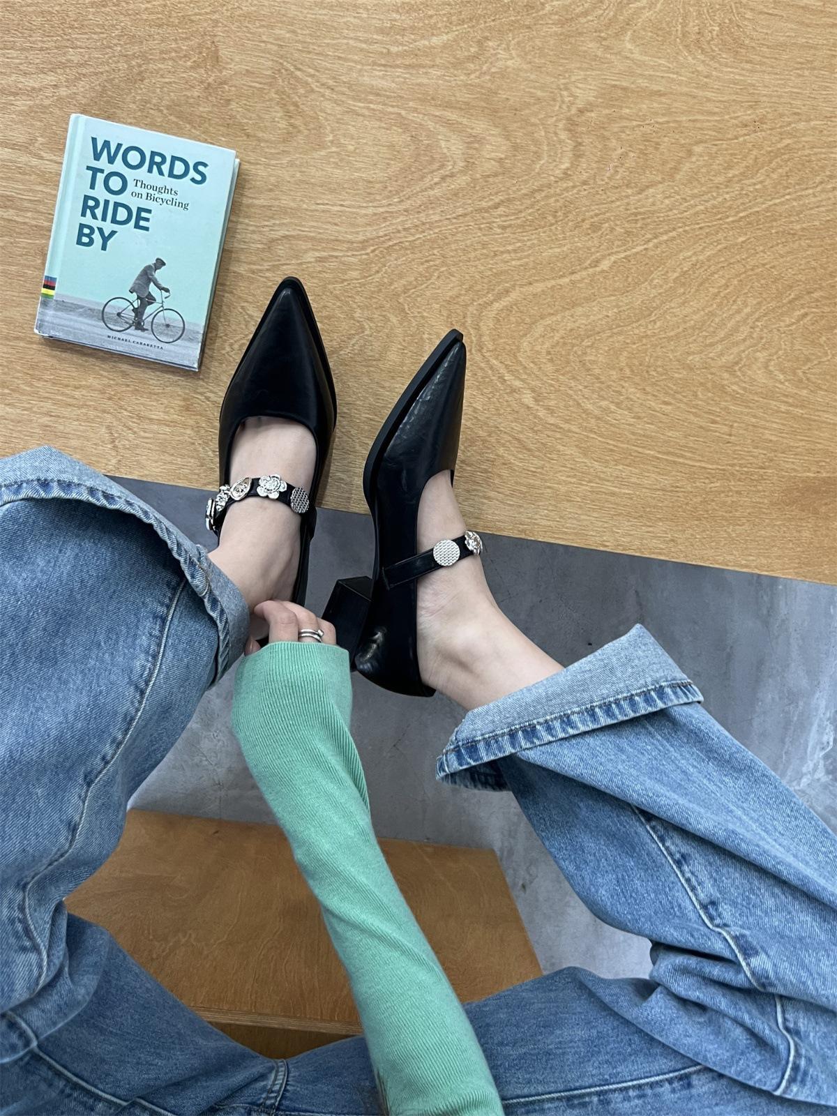 

Fashion Spring Summer New French Pointy Line with Metal Chunky Heel Mary Jane Shoes Temperament Single Shoe Small Leather Shoes Woman 35 чёрный