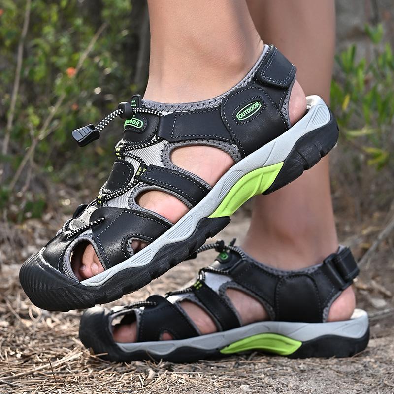 Summer Breathable Anti-skid Beach Shoes Outdoors Flats for Men Soft Sole Casual Sandals Leisure Walk Hollow Out Footwear Sandals