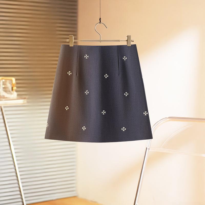 

Spring 2026 Sweet Embroidered A-Line High Waist Gray Skirt for Women – Versatile, Slimming, Temperament Style L (105-115 jin) сірий колір