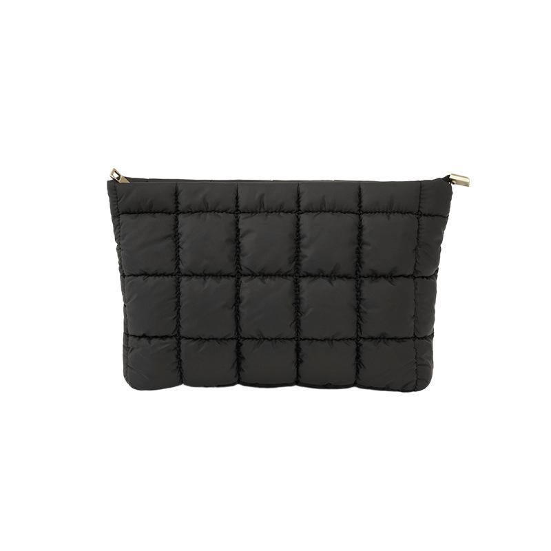 Soft Puffer Quilted Travel Cosmetic Bag Durable Zipper Portable Lightweight Makeup Organizer for Women Vacation E