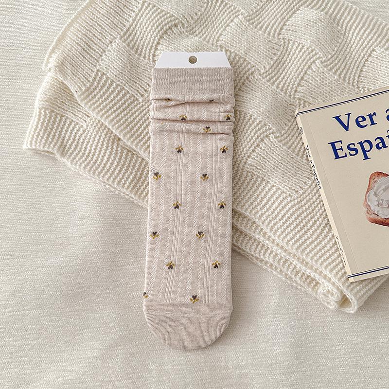 Women's Autumn & Winter Floral Mid-Calf Socks - French Style, Trendy, Versatile, and Retro.