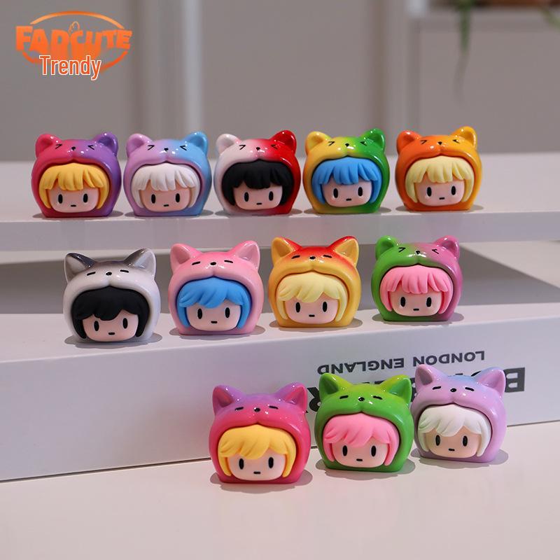 

Mengli Wenchang Time Traveler Resin Ornament: Creative Desktop & Car Decoration