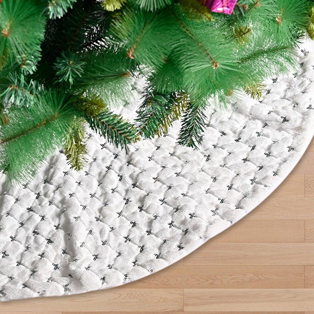 silver sparkle tree skirt