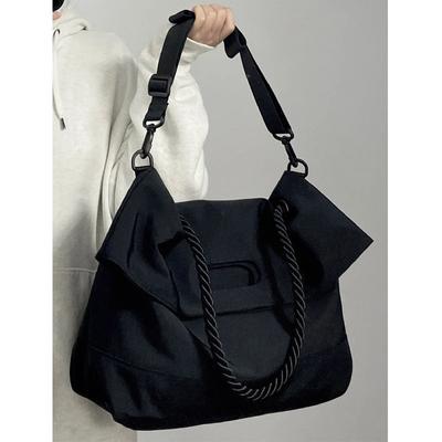 Siyah Naylon Kadın Çapraz Çantalar Moda Geniş Omuz Askılı Günlük Tote Paketi Basit Her Şeye Uygun Kadın Seyahat Çantası