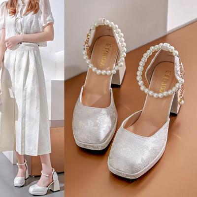 2024 Nouvelles Sandales Escarpins pour Femmes de Fête de Mariage en Soie Style Punk Plateforme Sangle à Boucle Talons Hauts Carrés Épais Chaussures