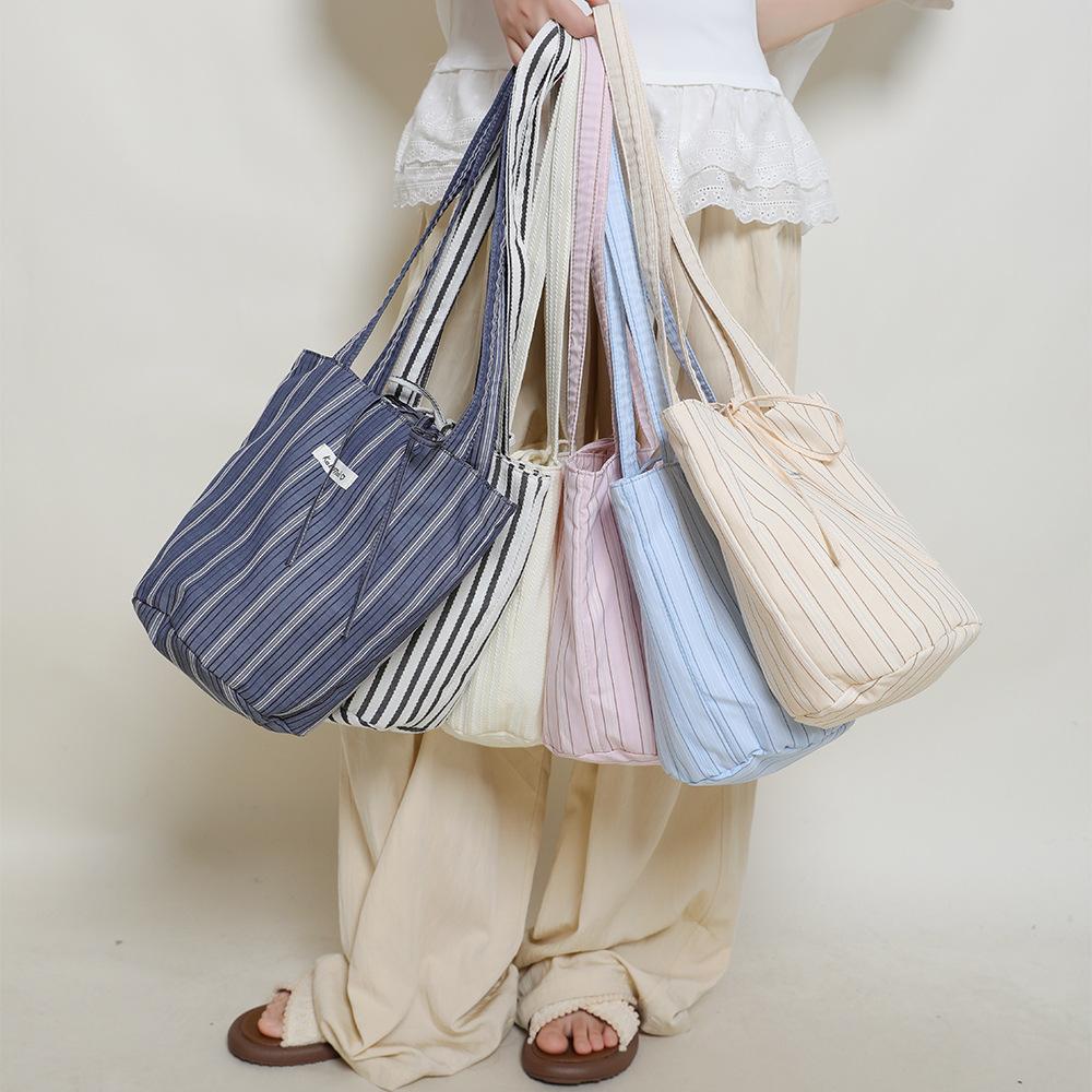 Korean-style Laid-back Cloth Bag Bucket Bag, Academic Artistic Single-shoulder Tote Bag