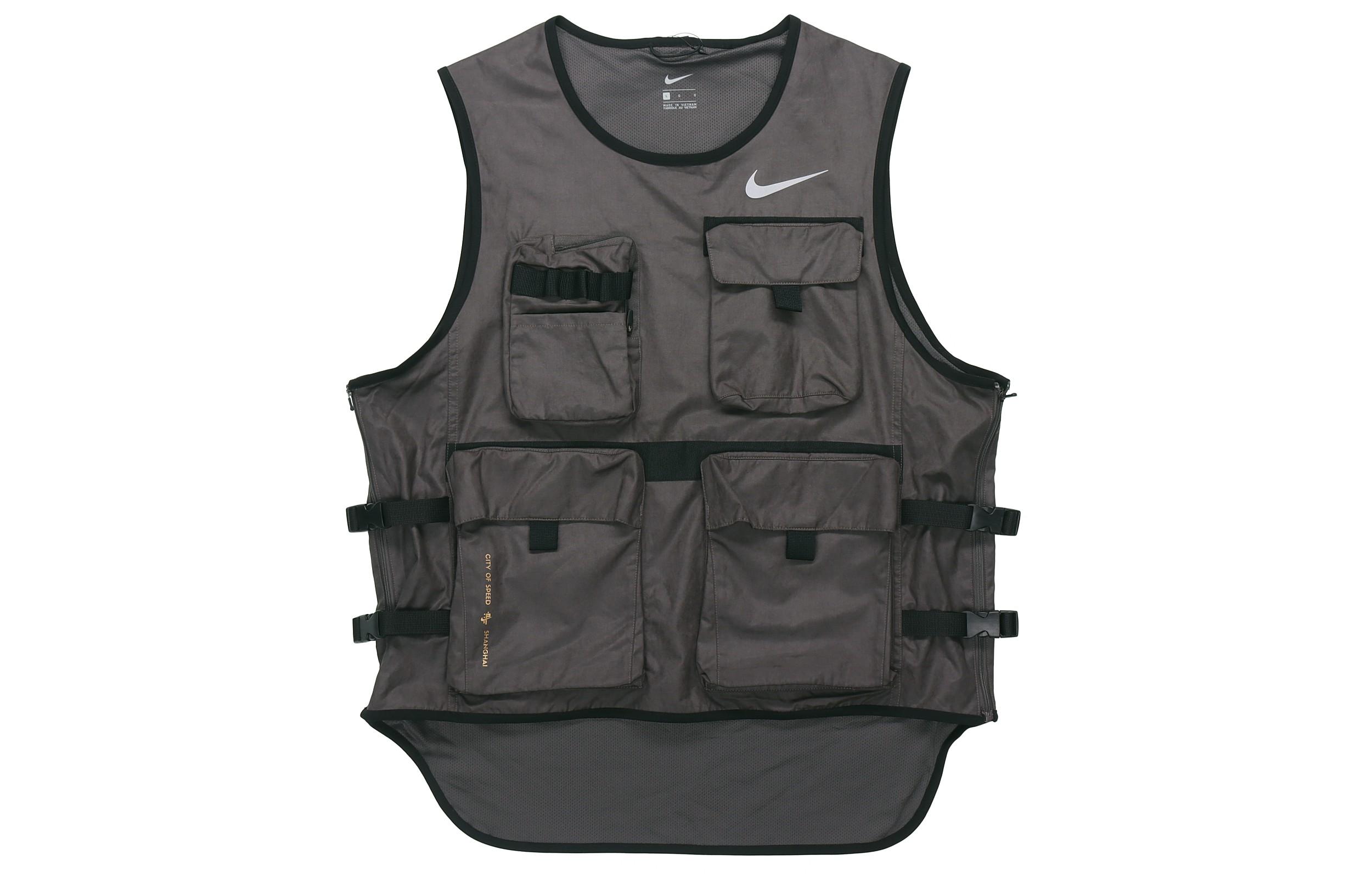 Nike Vests Men s Crew Neck Moderate Urban Techwear CT2194-018 M