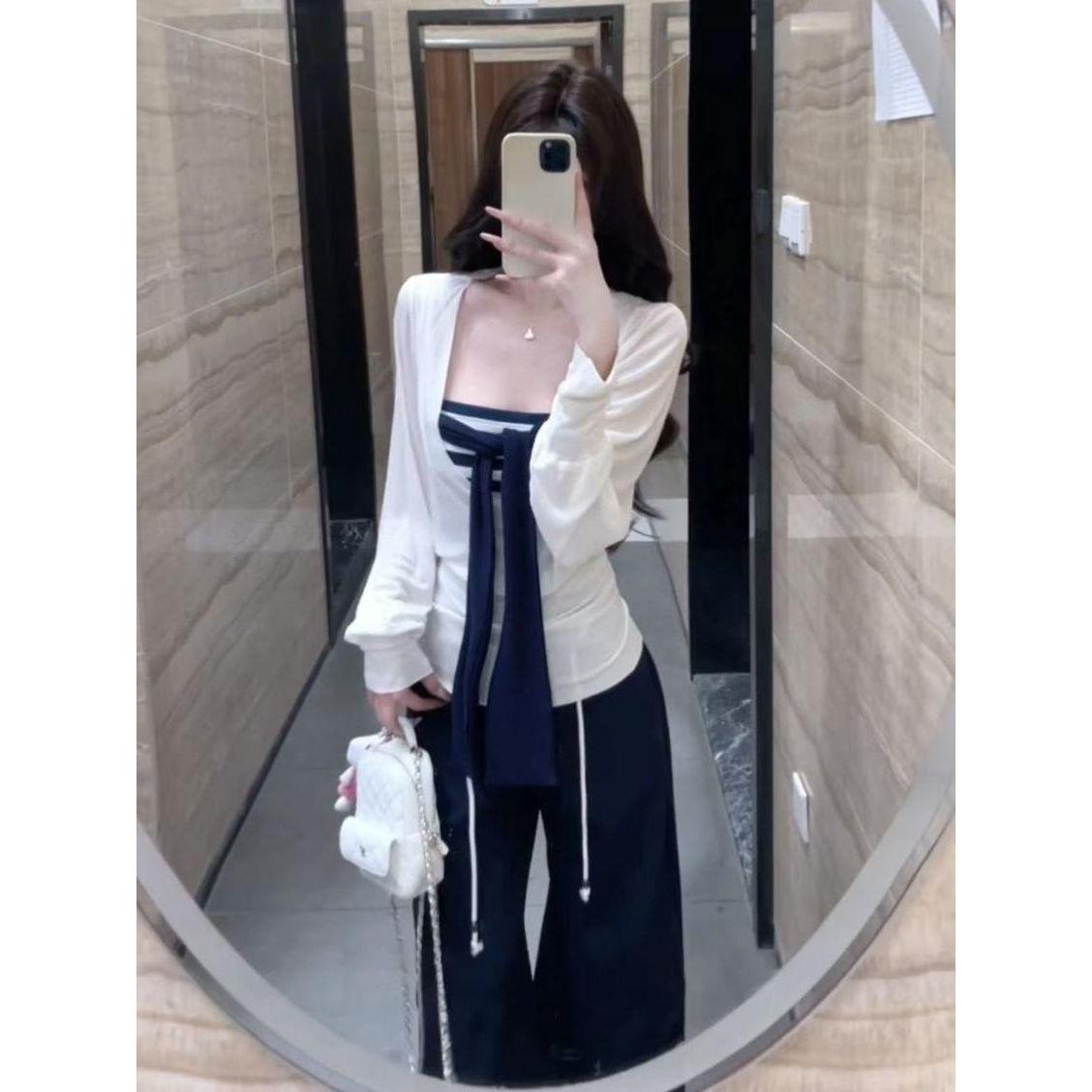 

Women s 3-Piece Set: V-Neck Cover-Up, Striped Bandeau, High-Waisted Slim-Fit Pants for Early Autumn 2026. S
