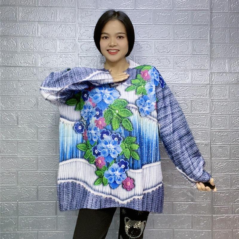 Women's Mid-Length Rhinestone Mink Velvet Sweater - Round Neck, Loose Fit, Stylish Printed Knitwear for Moms